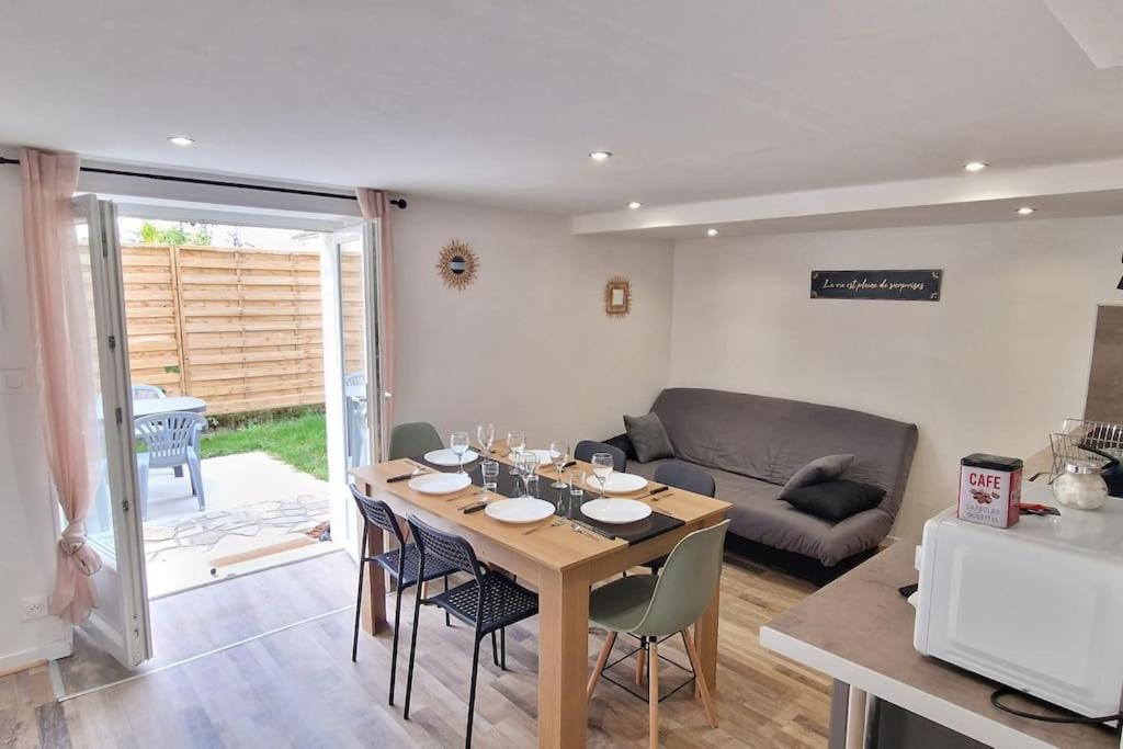 Maison Aurillac - 2 Chambres - Parking Gratuit Екстериор снимка