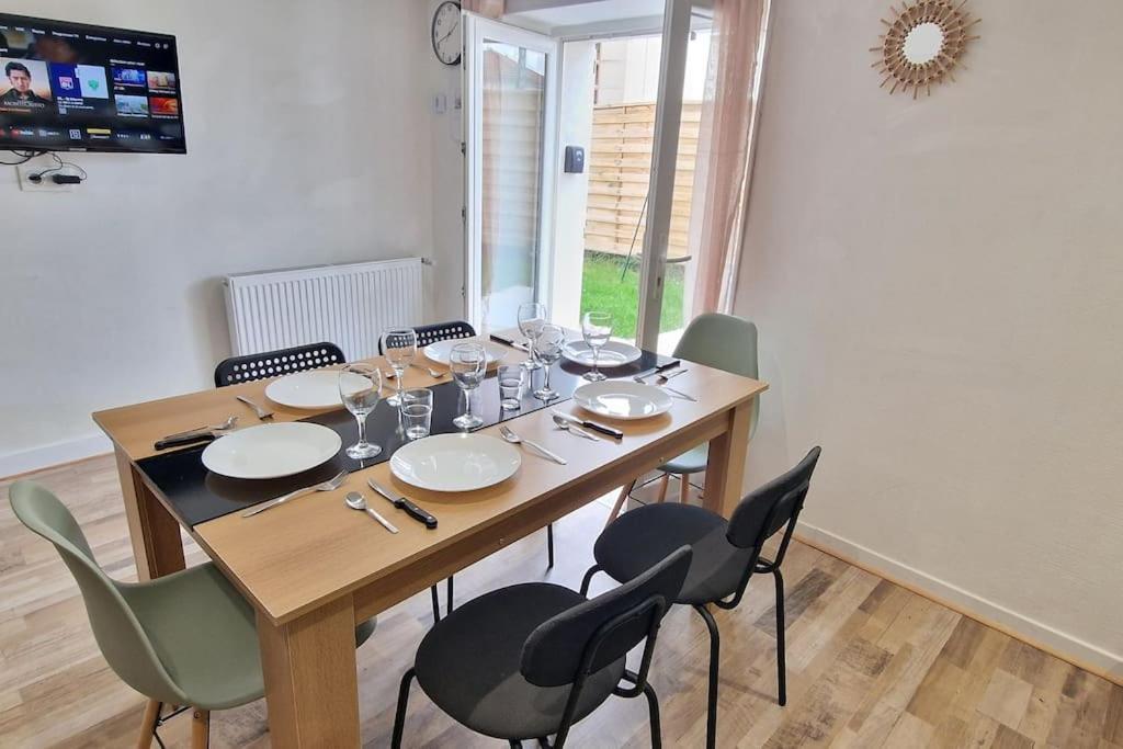 Maison Aurillac - 2 Chambres - Parking Gratuit Екстериор снимка