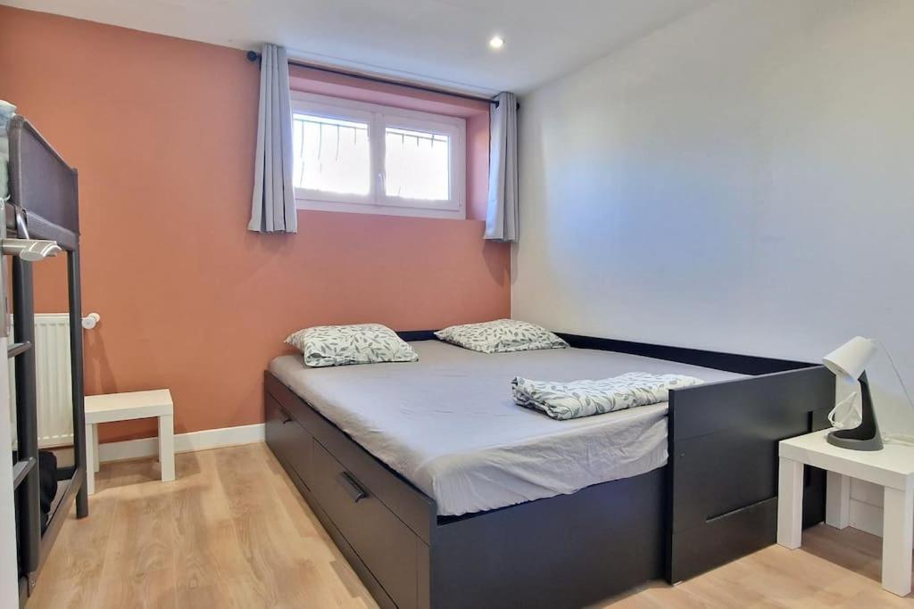 Maison Aurillac - 2 Chambres - Parking Gratuit Екстериор снимка
